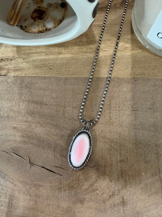 Pink conch oval