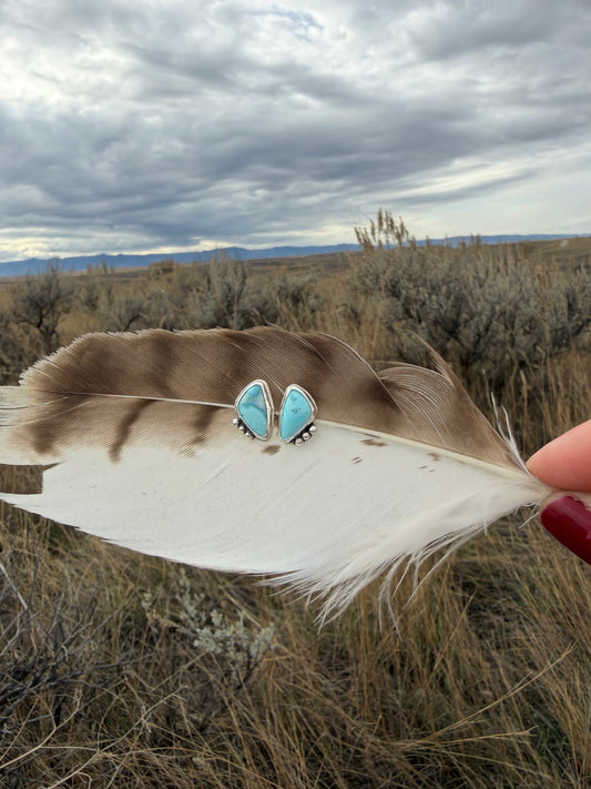 Golden hills triangles