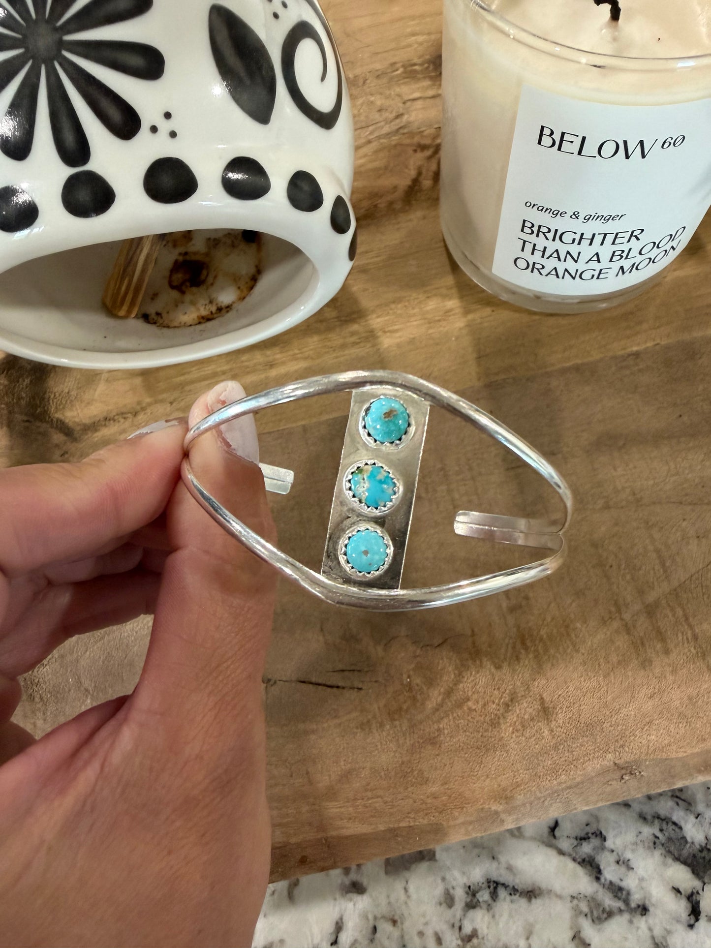 Three dot cuff